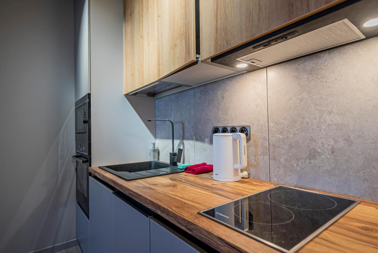 Slavutich Ecoloft Studios Киев Екстериор снимка