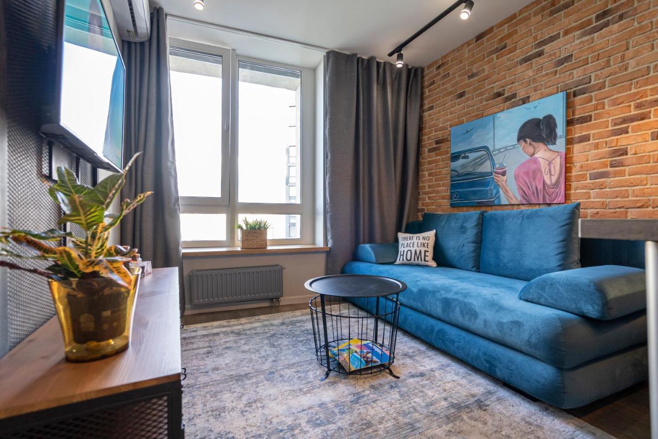Slavutich Ecoloft Studios Киев Екстериор снимка