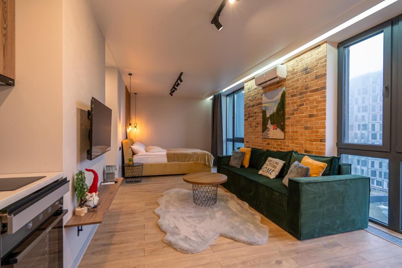 Slavutich Ecoloft Studios Киев Екстериор снимка