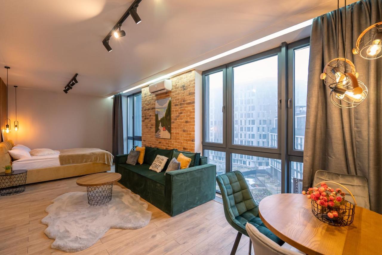 Slavutich Ecoloft Studios Киев Екстериор снимка