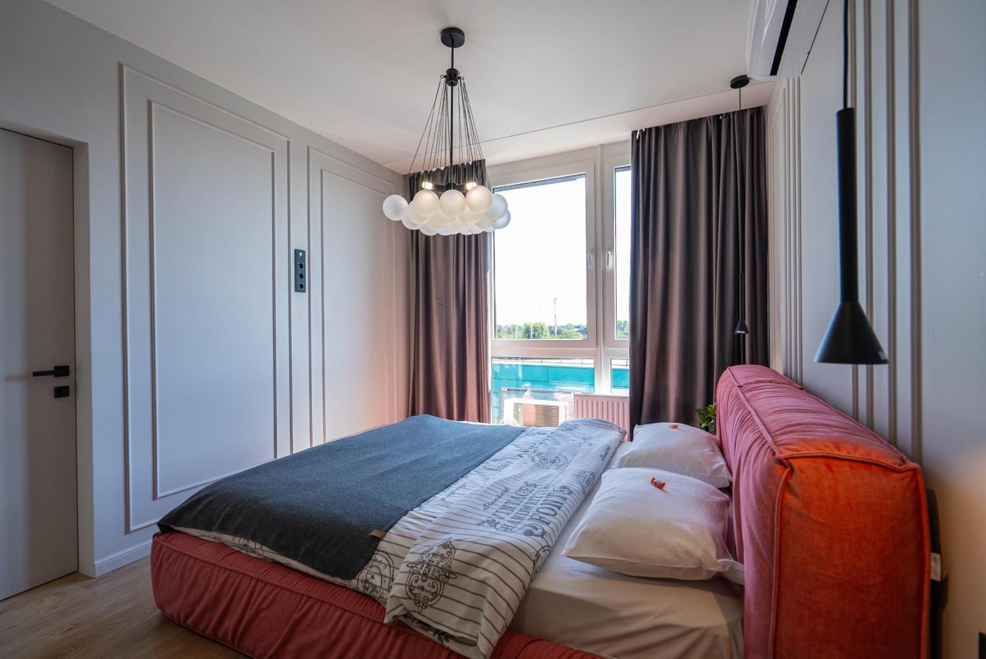 Slavutich Ecoloft Studios Киев Екстериор снимка
